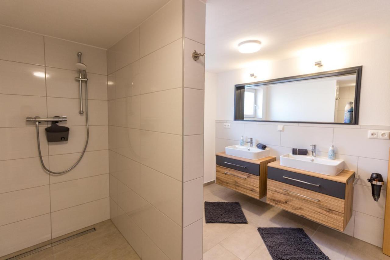וואלטנהופן Ferienwohnung Franz מראה חיצוני תמונה